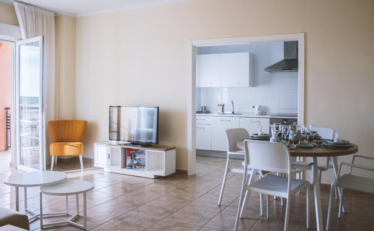 The Residences Islantilla Apartments Bagian luar foto